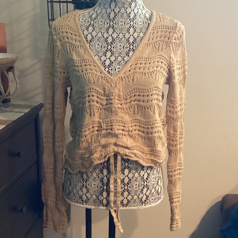 Chic O’Neill Tan Knit Sweater EUC